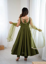 Roman chanderi silk anarkali set in Mehendi green (sleeves available)