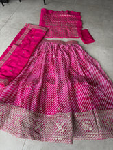 Pink Leheriya print organza lehenga