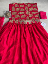 Sara - magenta leaf emblem Lehenga
