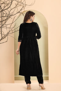 Winter collection - velvet salwaar kameez with red bandhani dupatta