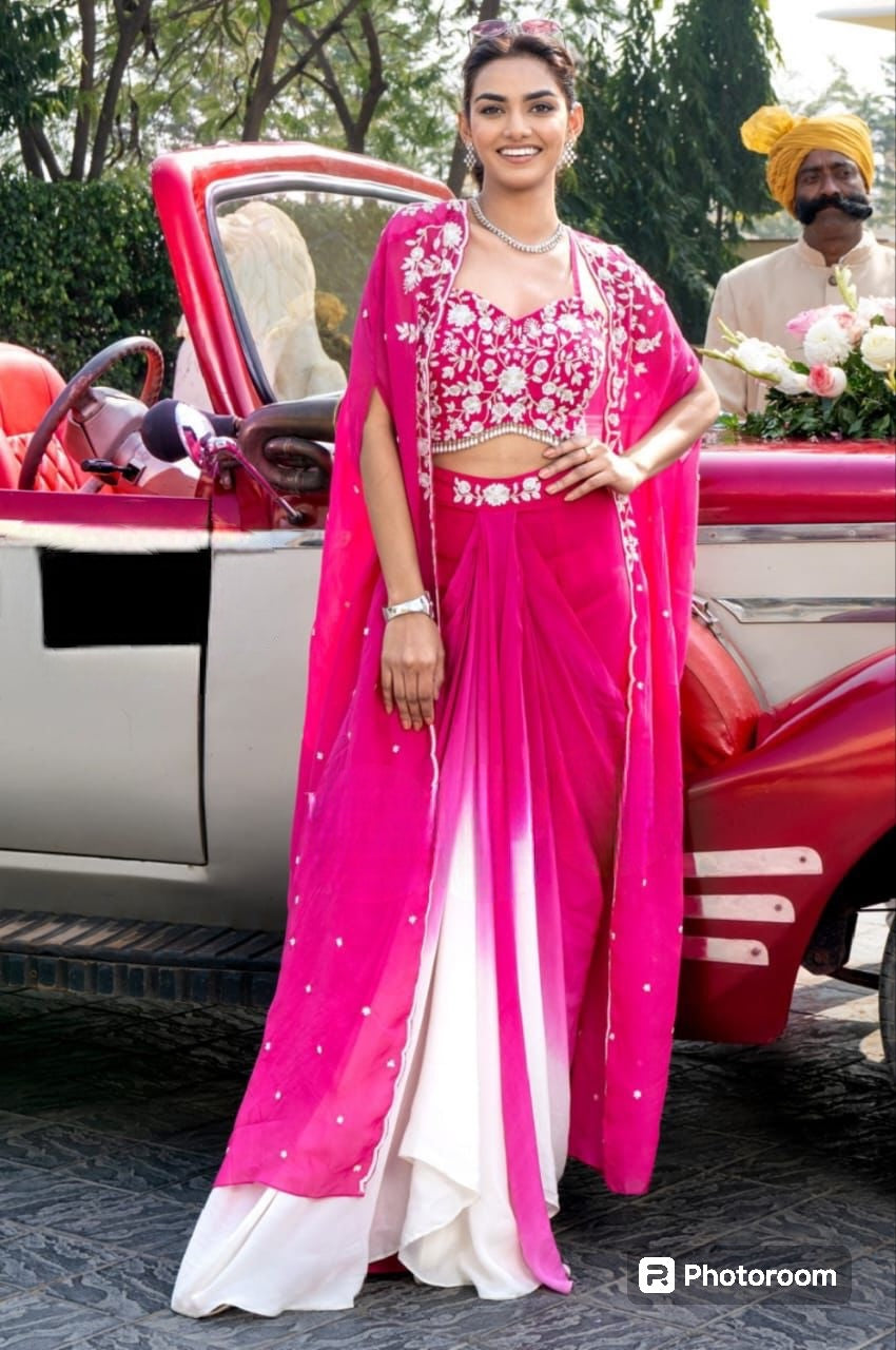 Boutique collection - eyes on me cape set