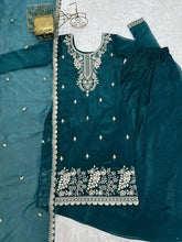 Crunchy silk teal palazzo set