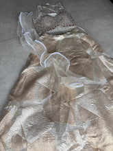 White gold tissue lehenga