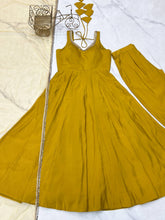 Roman chanderi silk anarkali set in yellow (sleeves available)