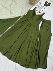 Roman chanderi silk anarkali set in Mehendi green (sleeves available)