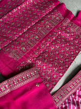 Pink Leheriya print organza lehenga