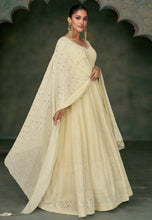 Janisha readymade - off white georgette anarkali