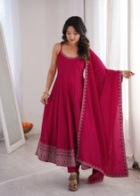 Roman silk chanderi sleeveless Anarkali set