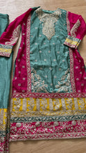 Green + multicoloured straight salwaar suit