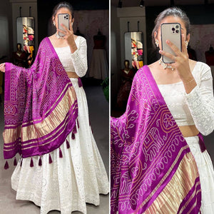 Exquisite white Lehenga with gaji silk dupatta (bandhej print)