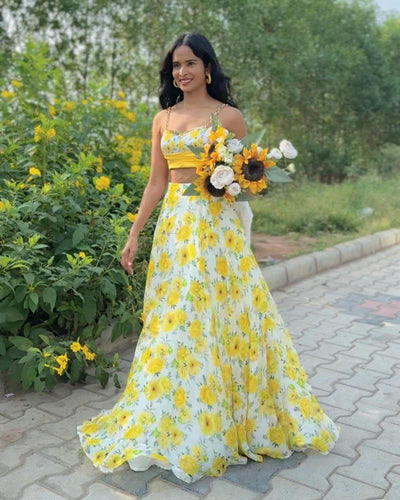 Yellow floral Lehenga lightweight and readymade (Small size with margin)