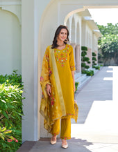 Rubab - jacquard silk salwaar kameez