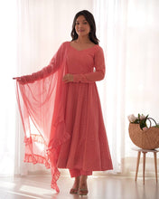 Peach Kali pattern sequinned anarkali