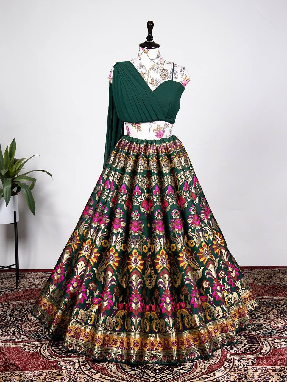 Indo western: Green sweetheart banarasi Lehenga
