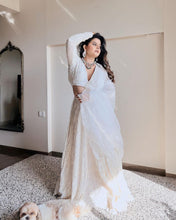 White lucknowi Lehenga