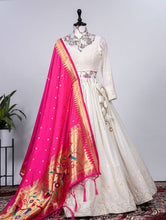 White lucknowi Lehenga with jacquard dupatta