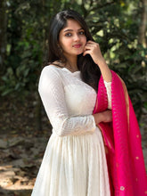 White lucknowi Lehenga with jacquard dupatta