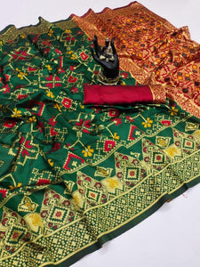 Enchanting banarasi saree