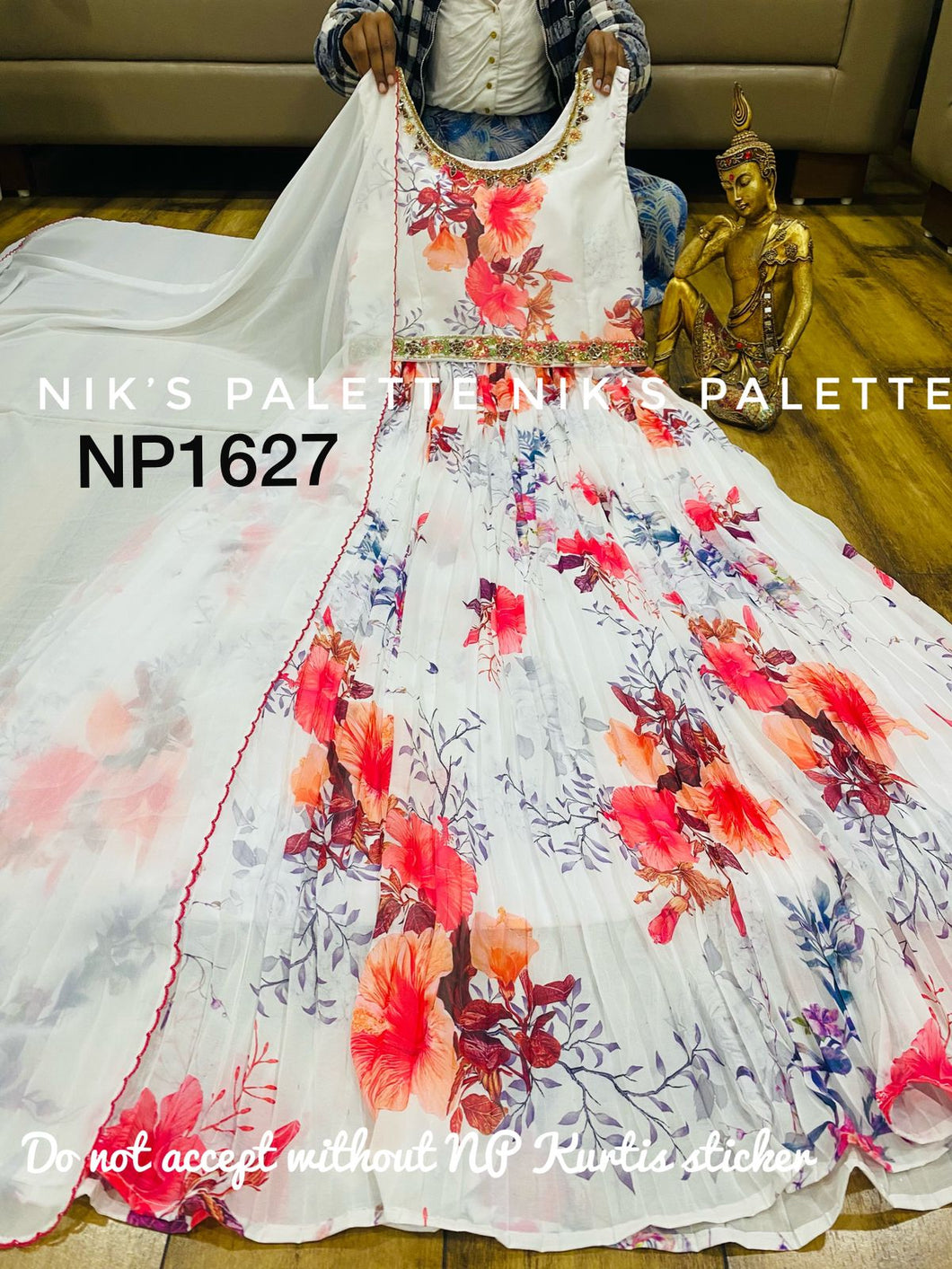 Niks collection: floral anarkali
