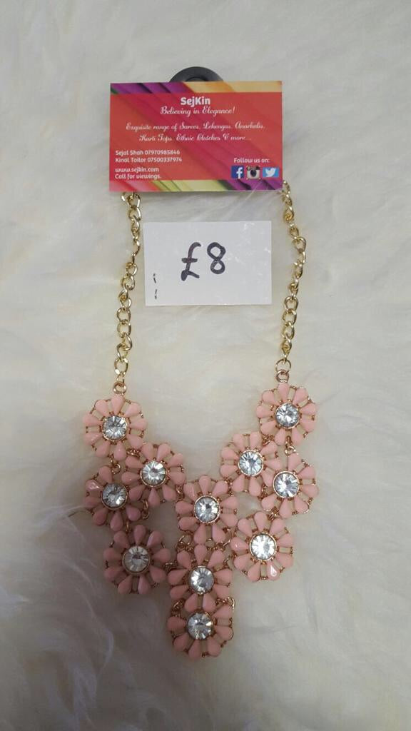 Pastel pink Necklace