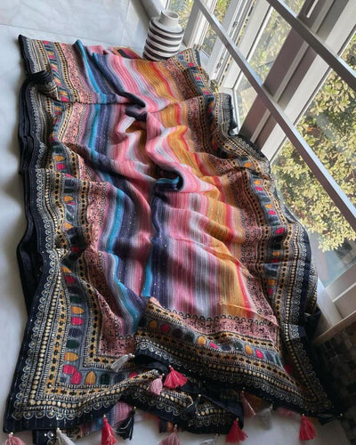 Floral print leriya sequinned saree