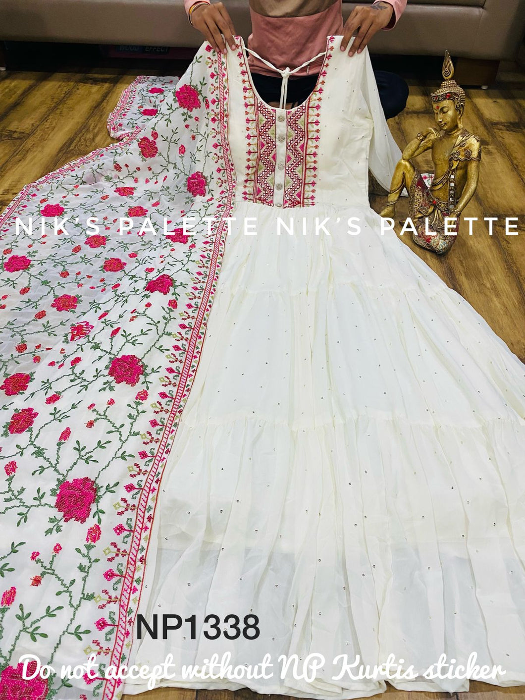 Niks collection: white tiered gown style