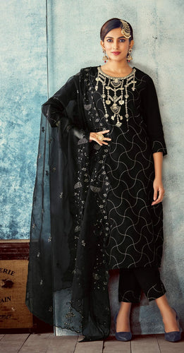 Shichi collection - salwaar kameez with organza dupatta