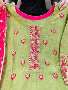 Niks collection: Green and pink anarkali