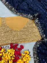 Celebrity style: blue sequins saree