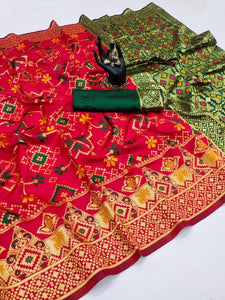 Enchanting banarasi saree