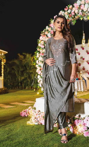 Silk embroidered suits (Gurudwara style) (Plus size option)