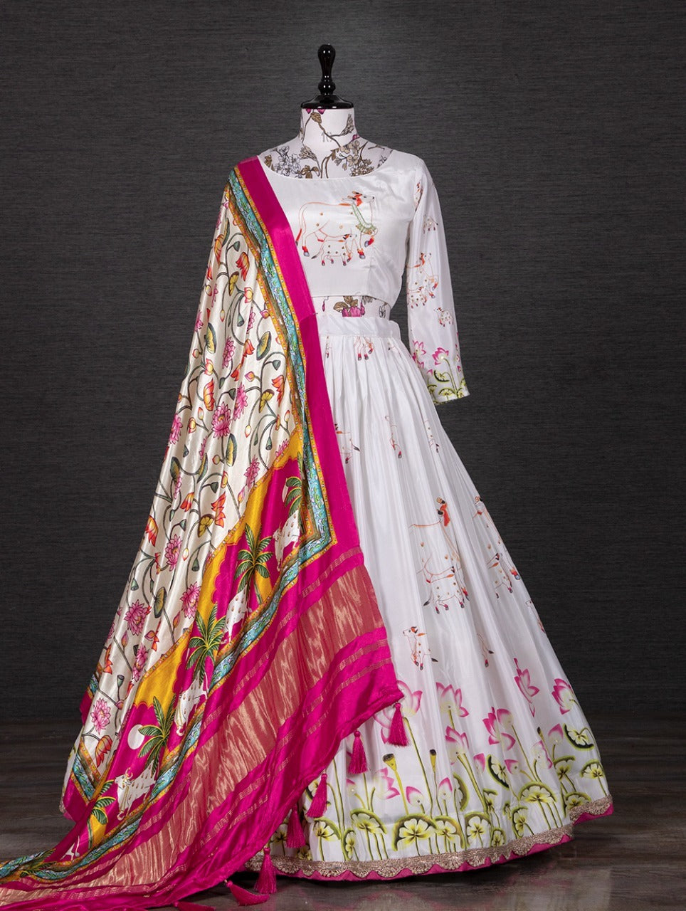 White Lehenga with gaji silk dupatta