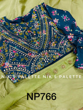 Niks collection: palazzo with bell sleeves top