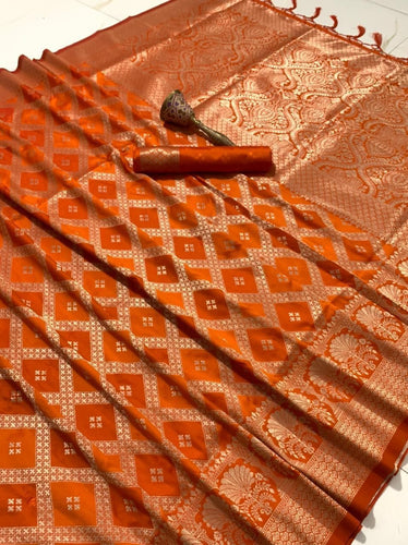 Two toned Kasturi silk saree
