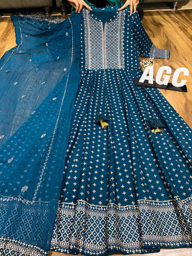 SAL collection: Blue gown / plus size