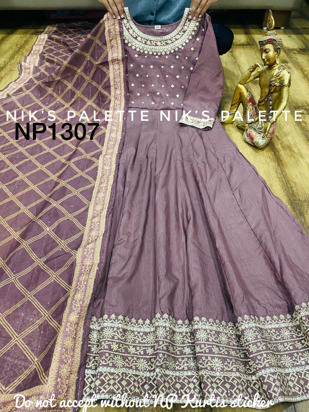 NIKS collection - dola silk anarkali