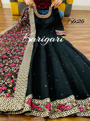 Karigari collection: black embellished anarkali